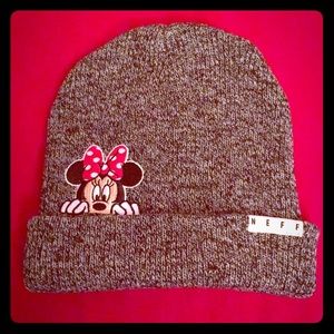 🎉HP🎉 ONLY 1! 👀Neff Disney Minnie Mouse Peek Beanie👀